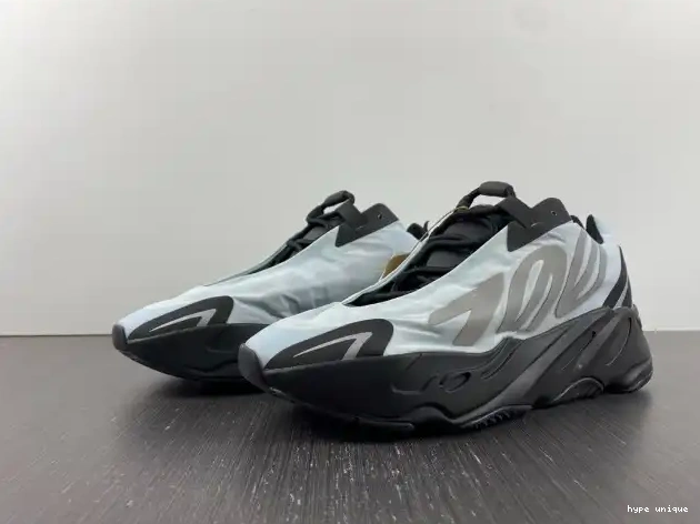 hype Boost Yeezy 700 Adidas Tint Blue MNVN GZ0711 0518